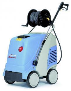 上海食品廠引進德國進口環保熱水清洗機，引領行業保潔新風尚